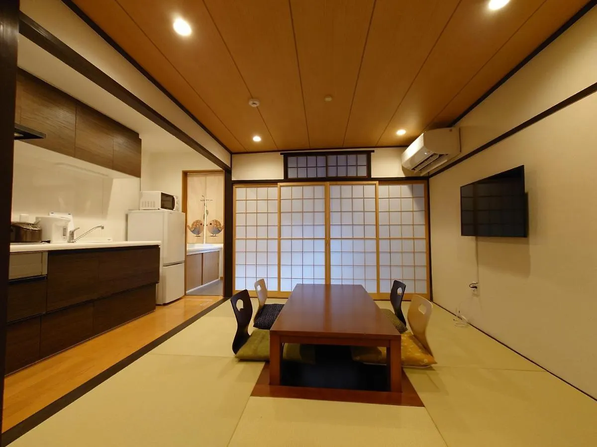 京都 花小七酒店 0*,